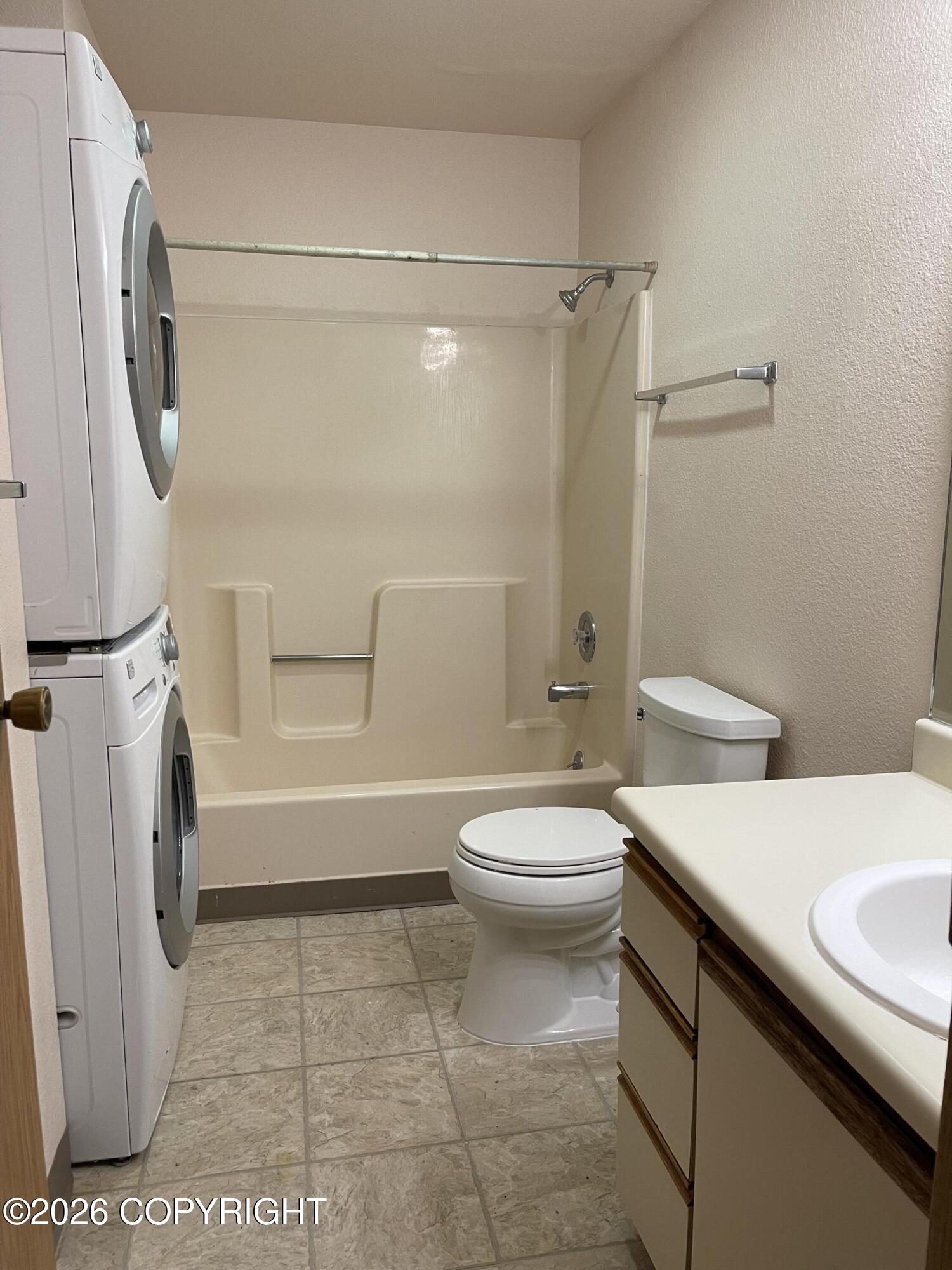 3560 W Dimond Boulevard #a10 Property Photo 9