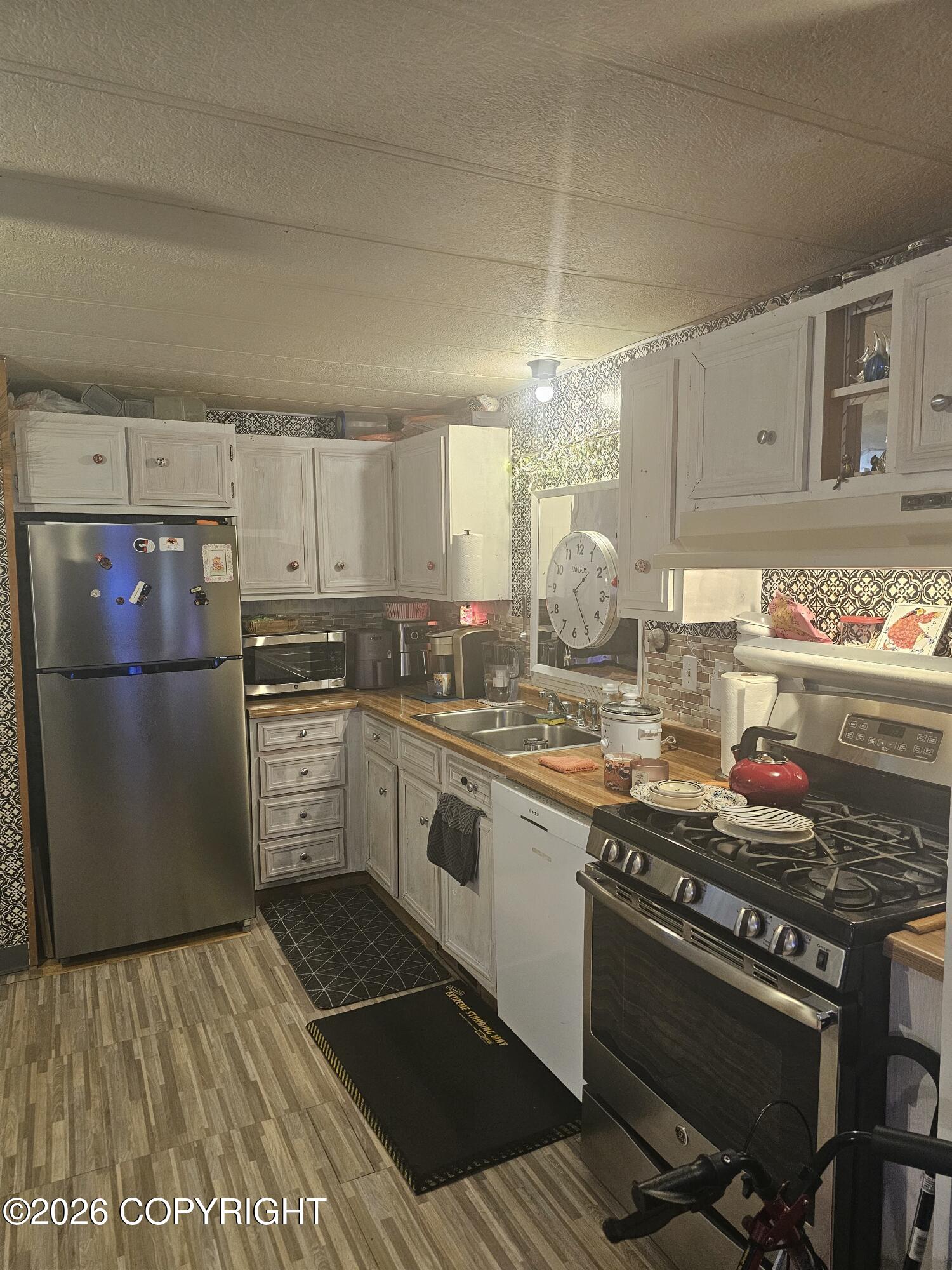 2221 Muldoon Road #645 Property Photo 6