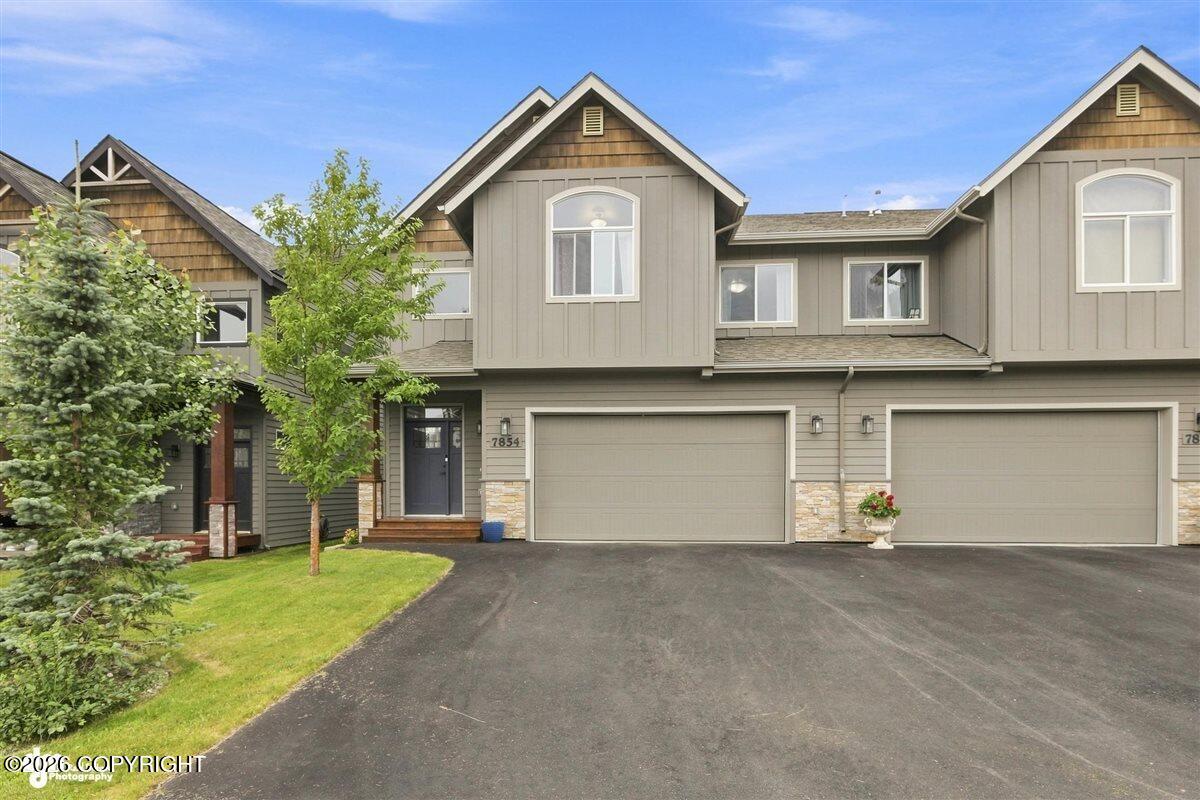 7854 Gate Creek Drive Property Photo 3