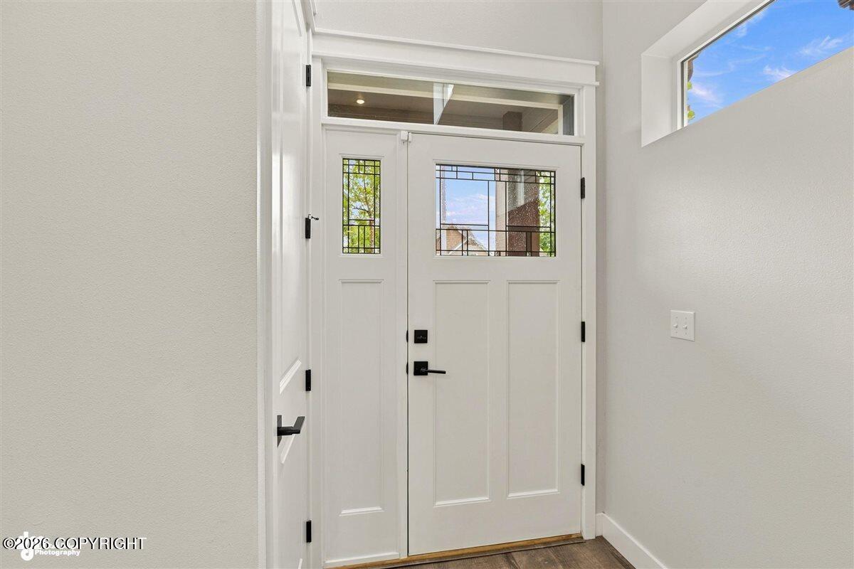7854 Gate Creek Drive Property Photo 5