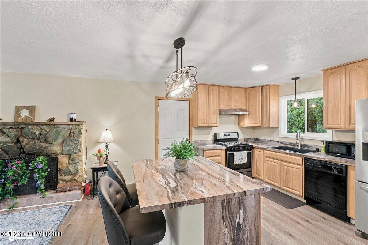 18339 Baranoff Avenue Property Photo 13