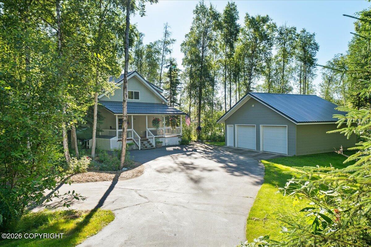 24102 W Fighting Five Circle Property Photo 2