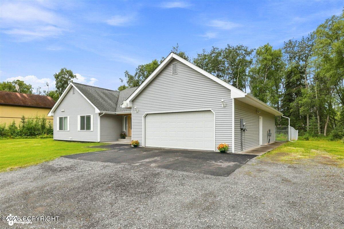 36465 Meeks Street Property Photo 3