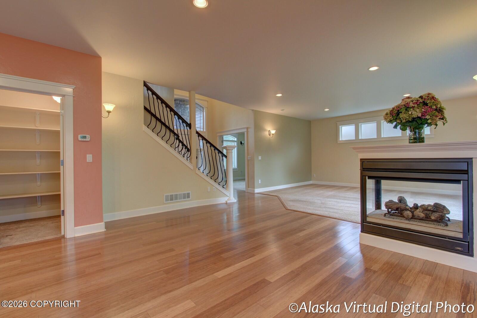 16914 Ludlow Circle Property Photo 13