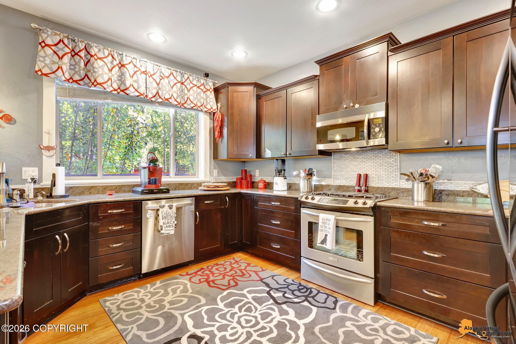 16914 Ludlow Circle Property Photo 16