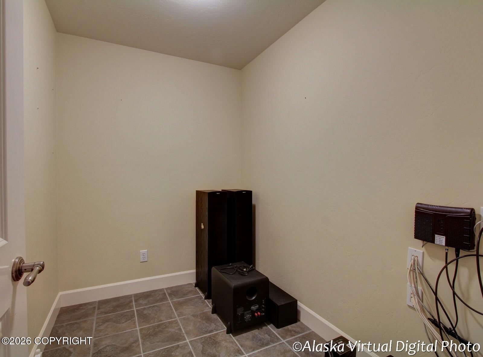 16914 Ludlow Circle Property Photo 32