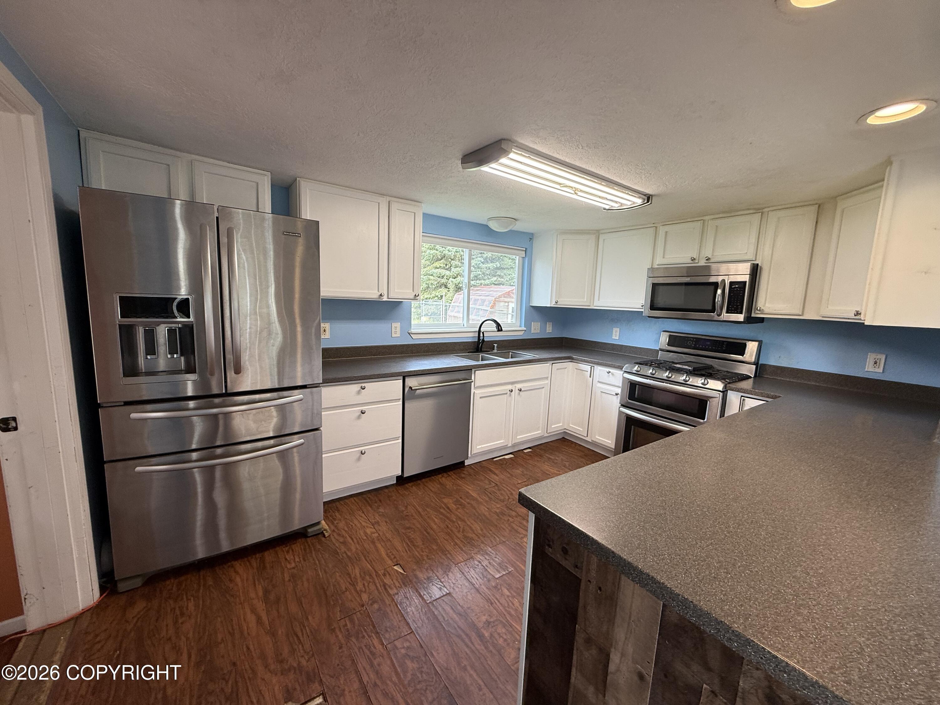 1802 Miranda Court Property Photo 7