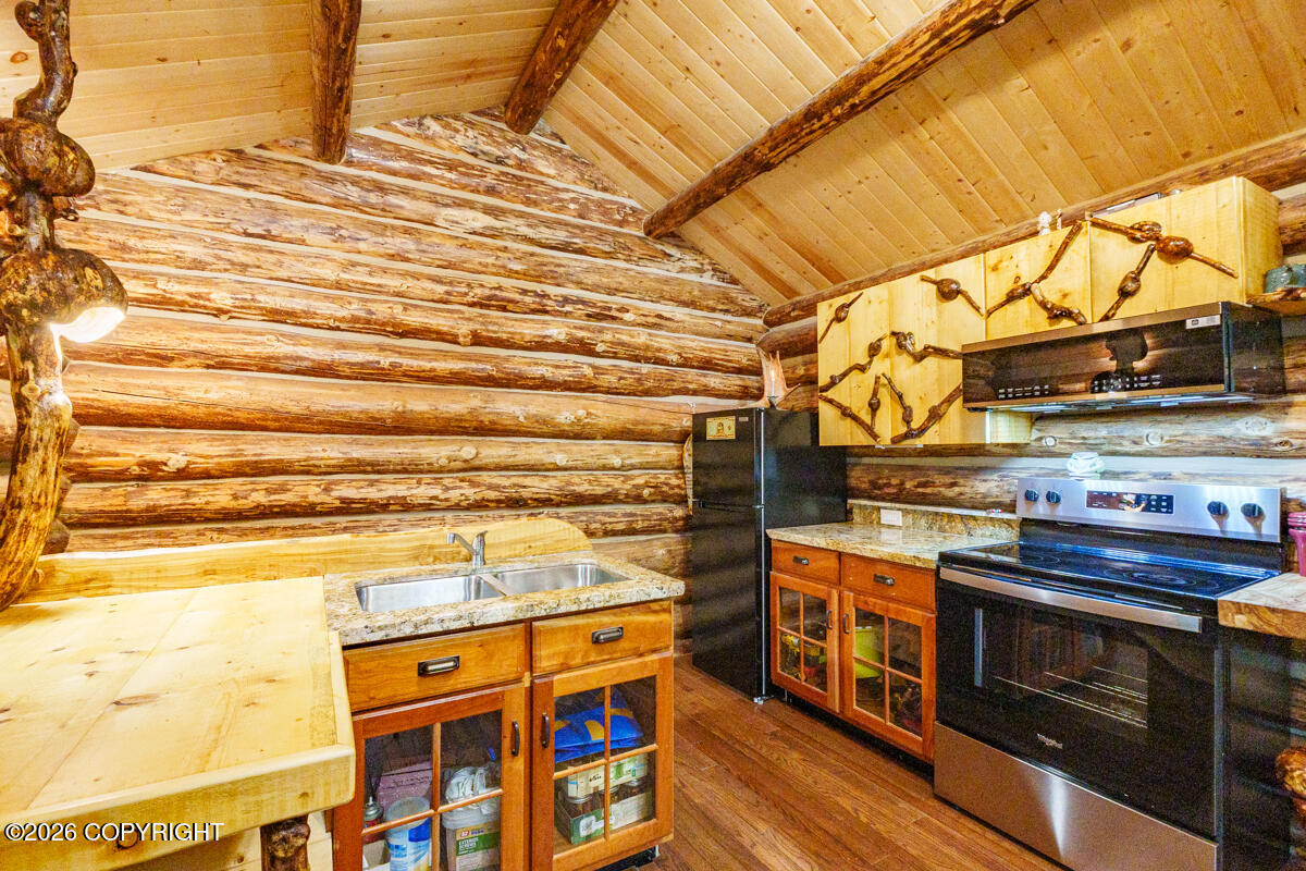 25842 W Southlake Drive Property Photo 8