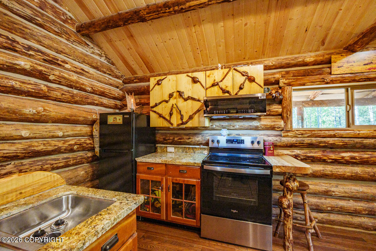 25842 W Southlake Drive Property Photo 9