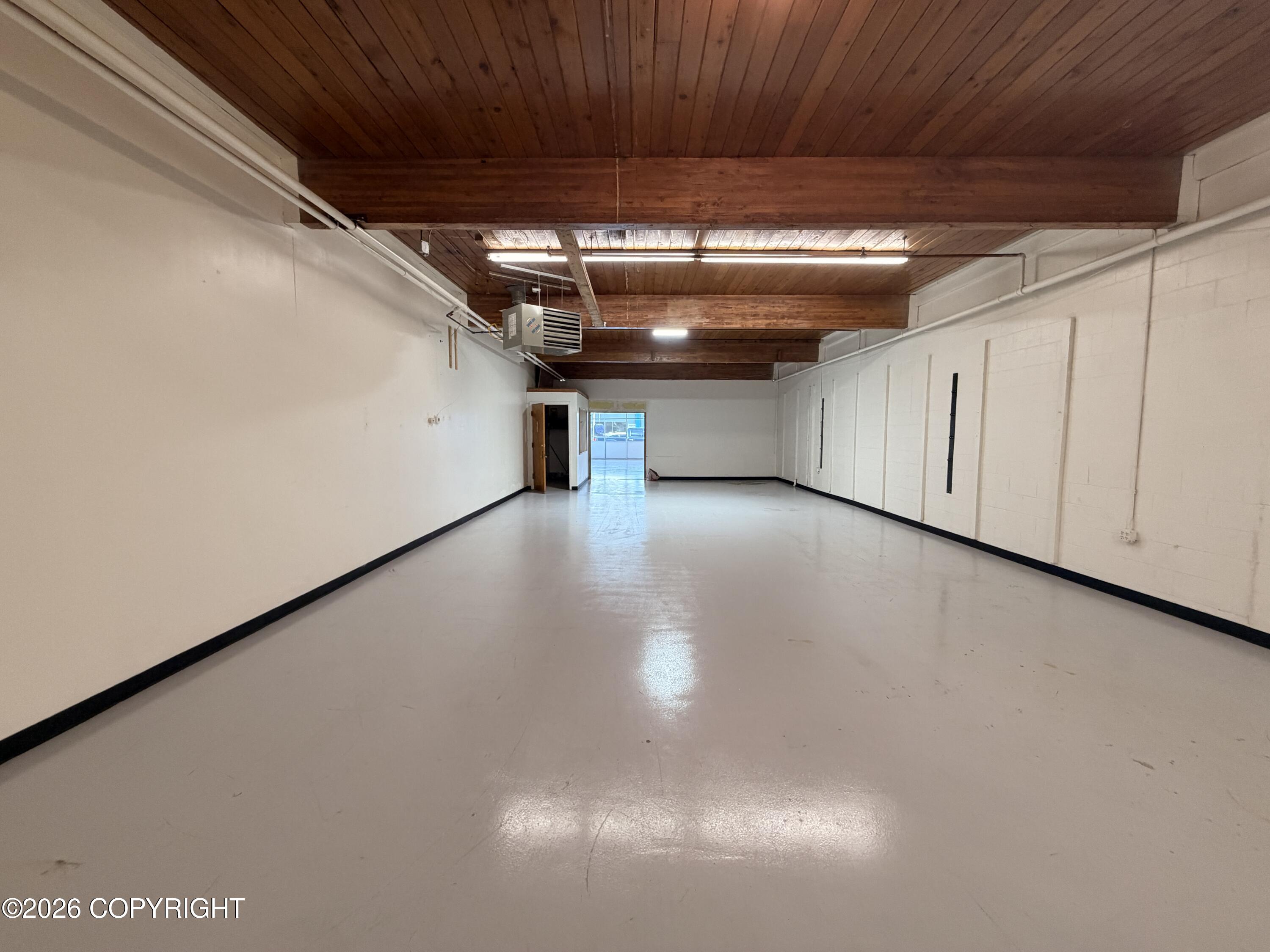 324 W 4th Avenue Property Photo 4
