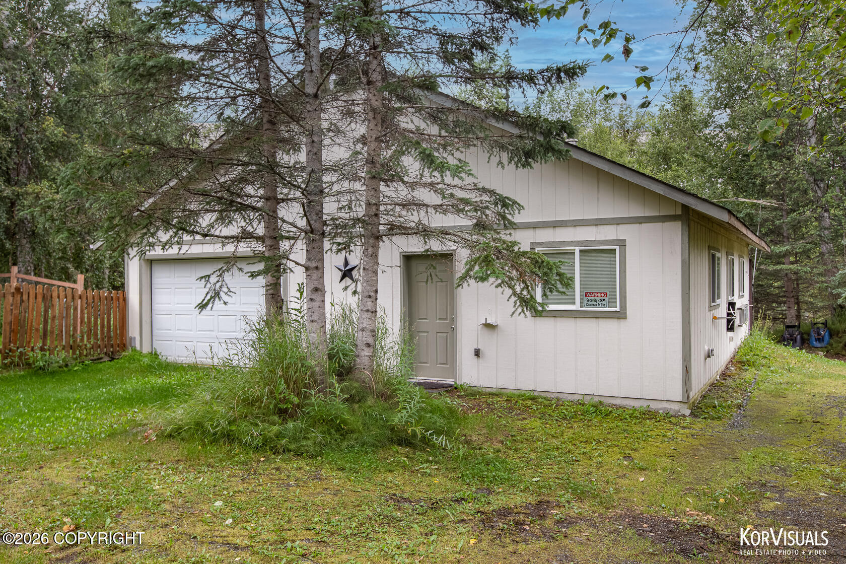 3400 E Woodruff Loop Property Photo 5