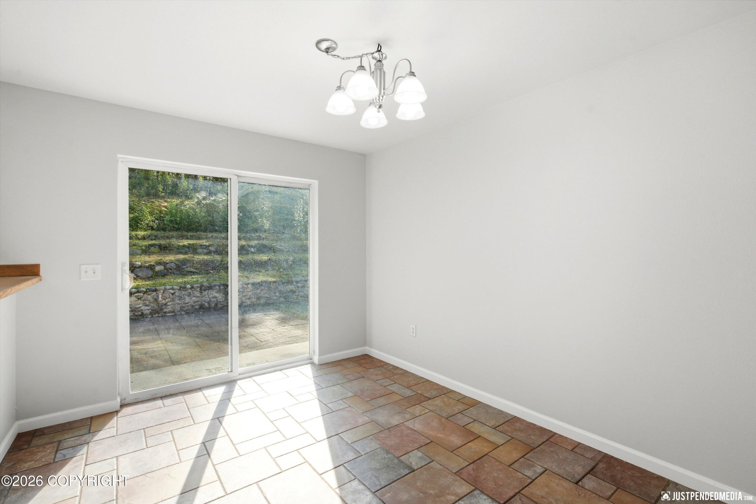 1625 S Elizabeth Drive Property Photo 11