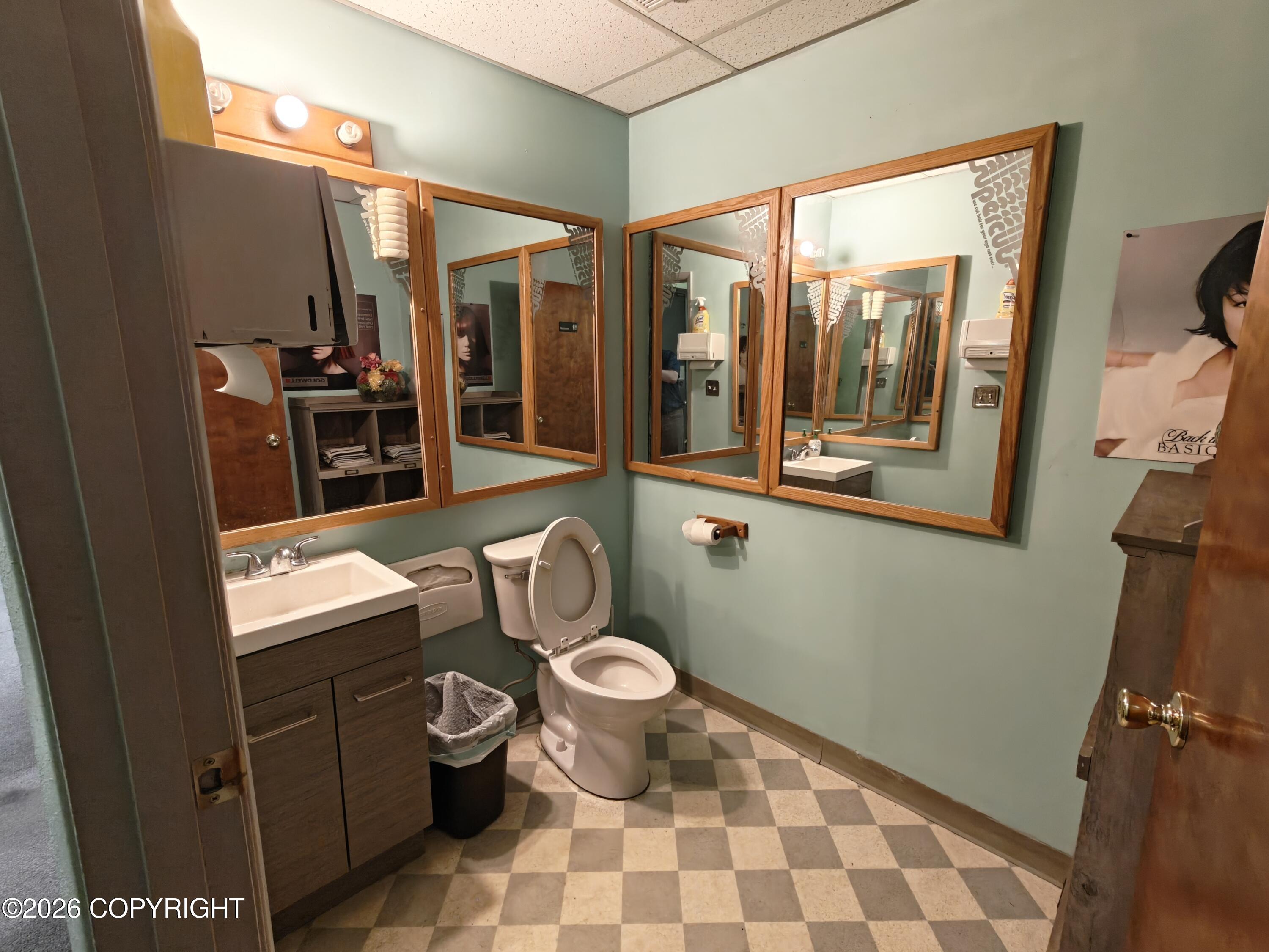 2440 Seward Highway Property Photo 17