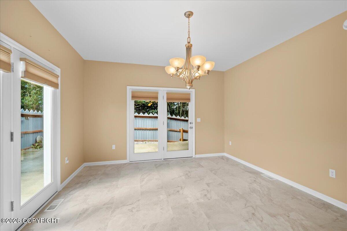 640 E Primrose Circle #6a Property Photo 19