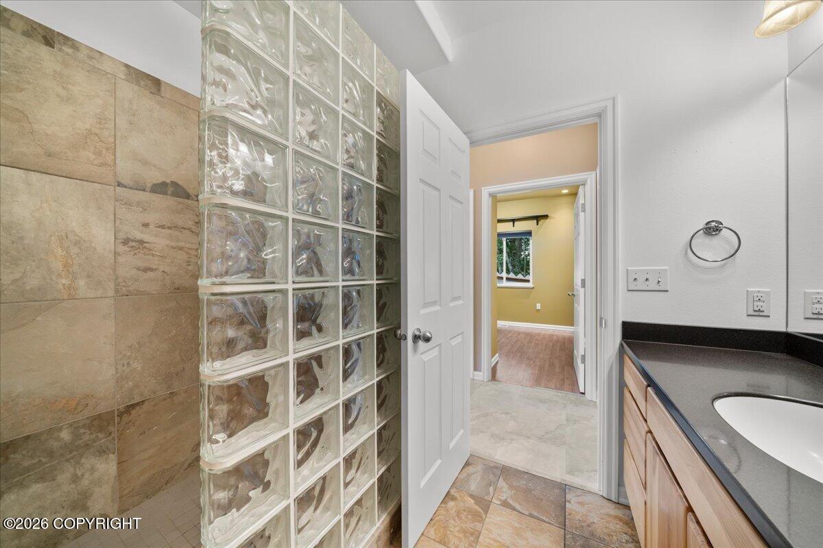640 E Primrose Circle #6a Property Photo 34