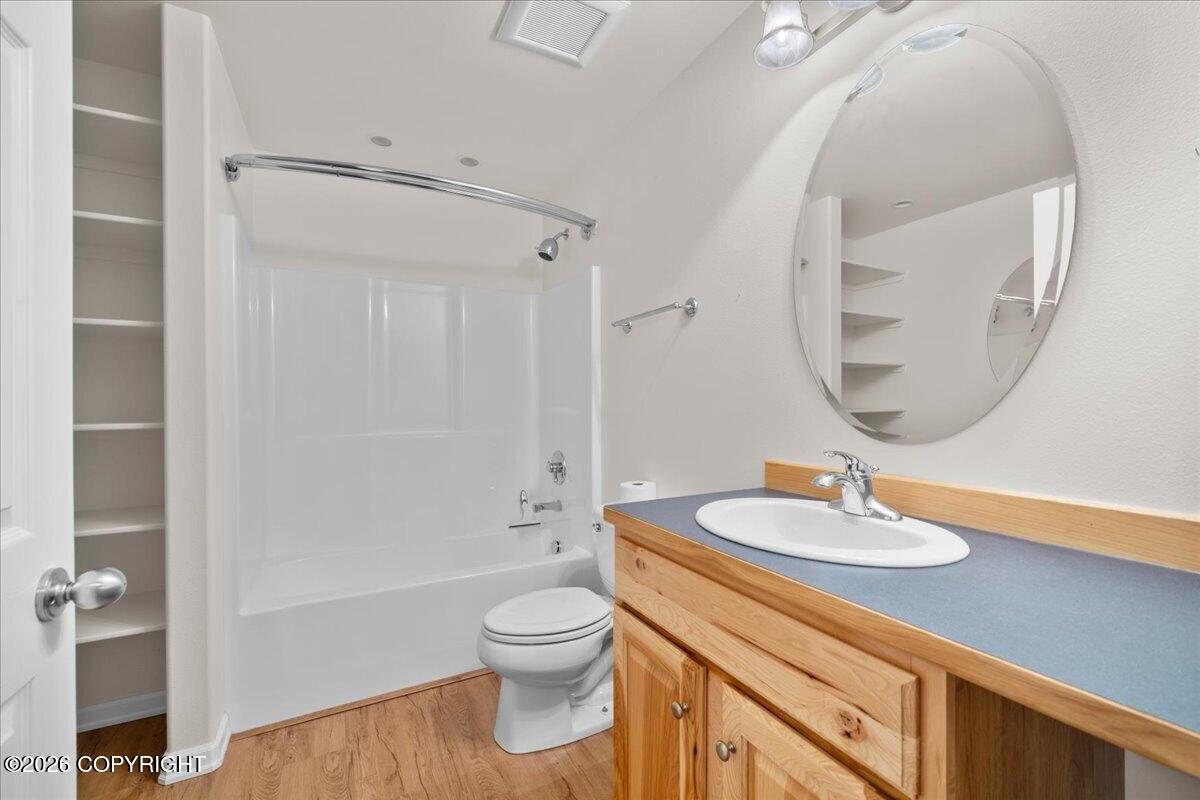 640 E Primrose Circle #6a Property Photo 49