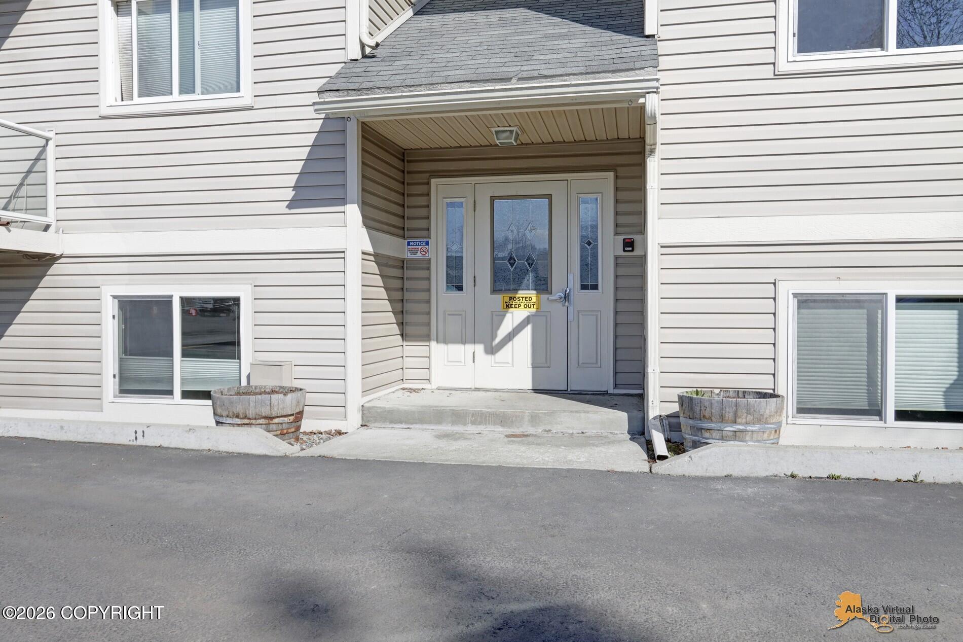 1327 W 25th Avenue #219 Property Photo 2