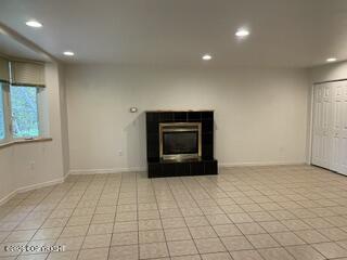 610 W Holiday Drive Property Photo 23