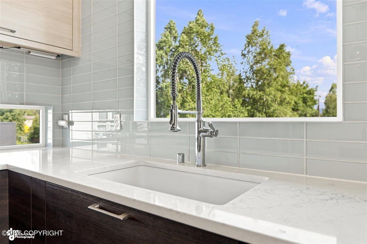 3302 Lois Drive Property Photo 10