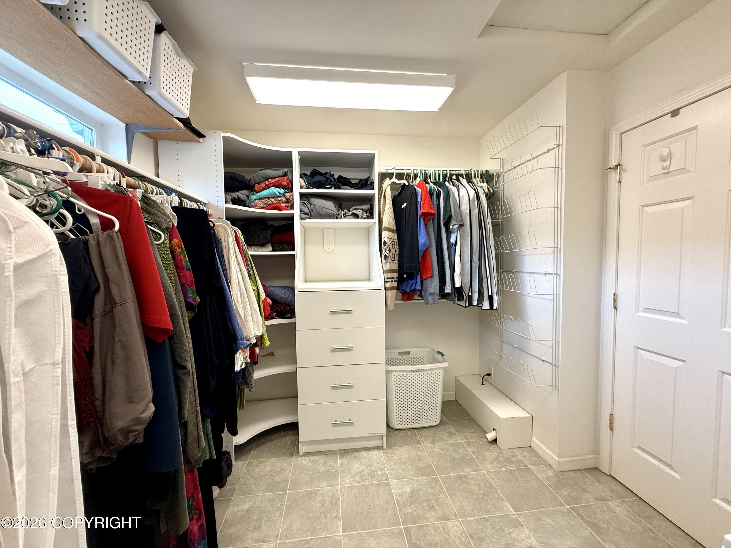 543 W 12th Avenue Property Photo 31