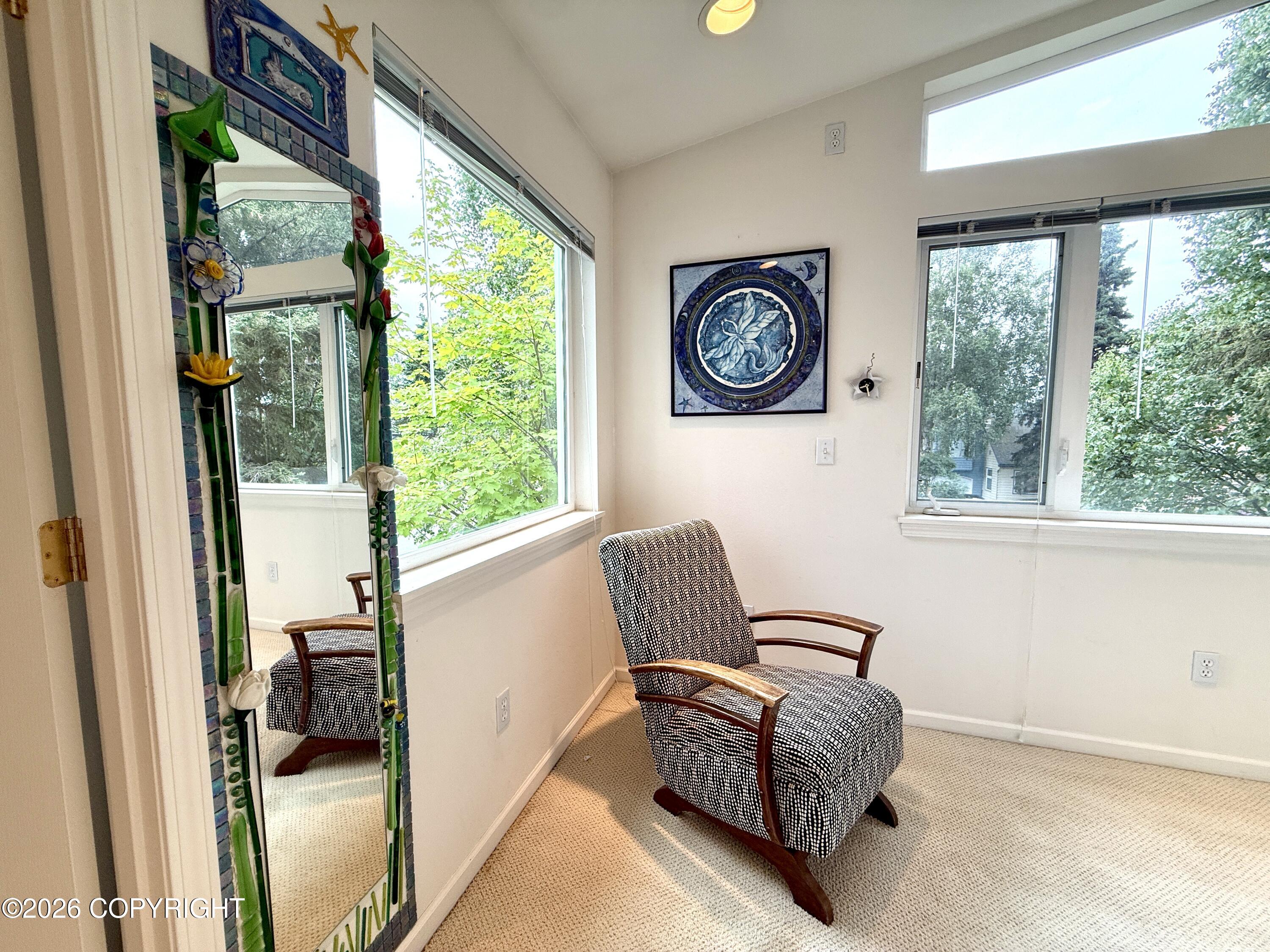 543 W 12th Avenue Property Photo 42