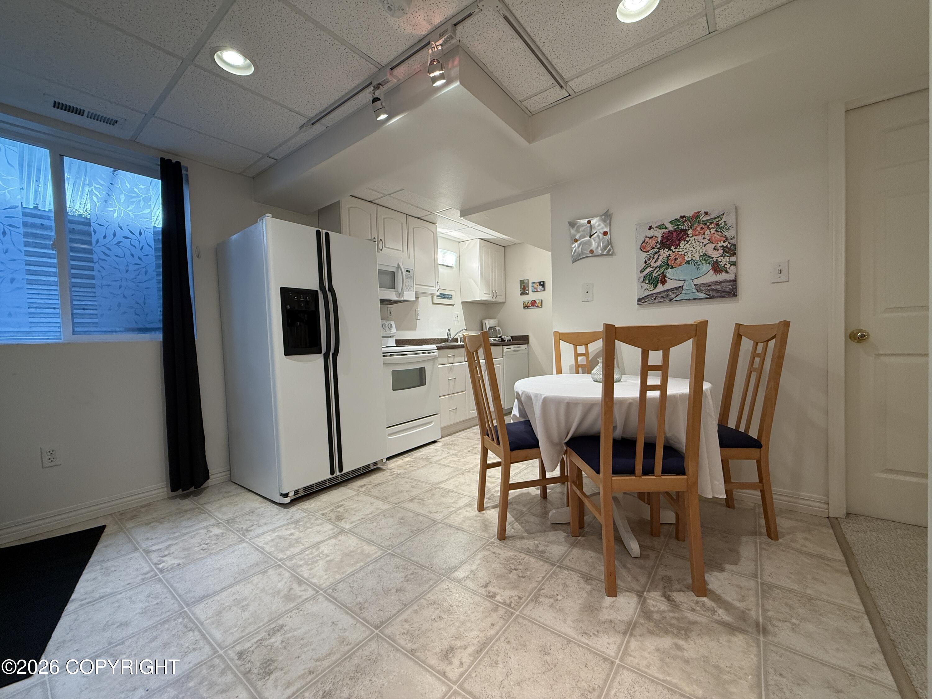 543 W 12th Avenue Property Photo 71