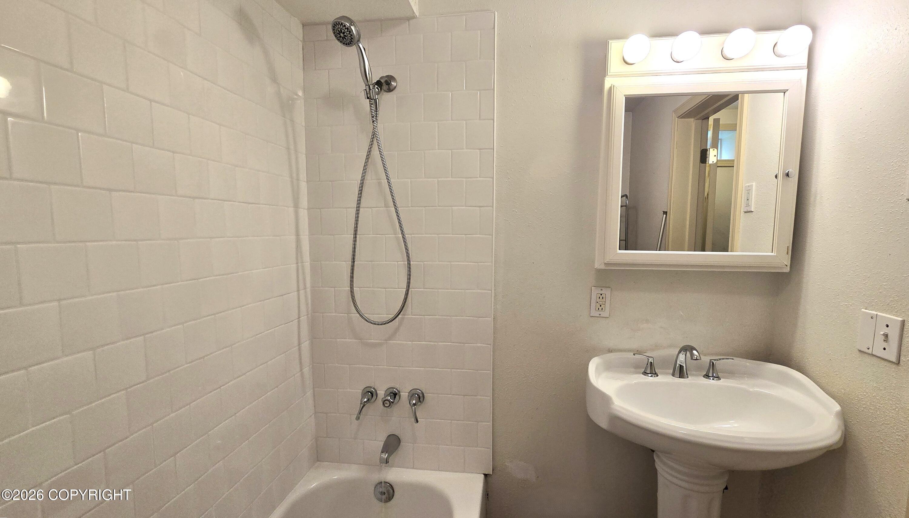 1621 Resurrection Boulevard Property Photo 40