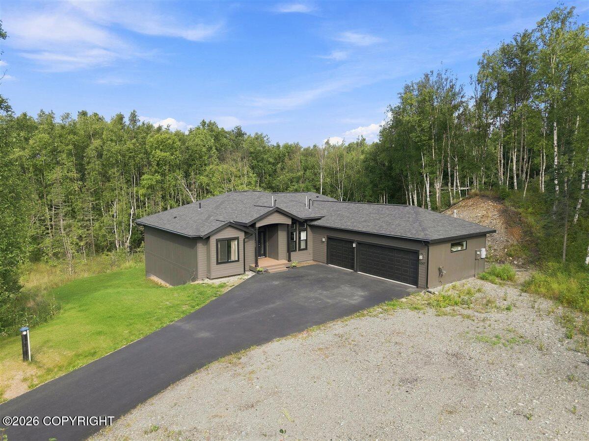 6047 E Sun Crest Drive Property Photo 37