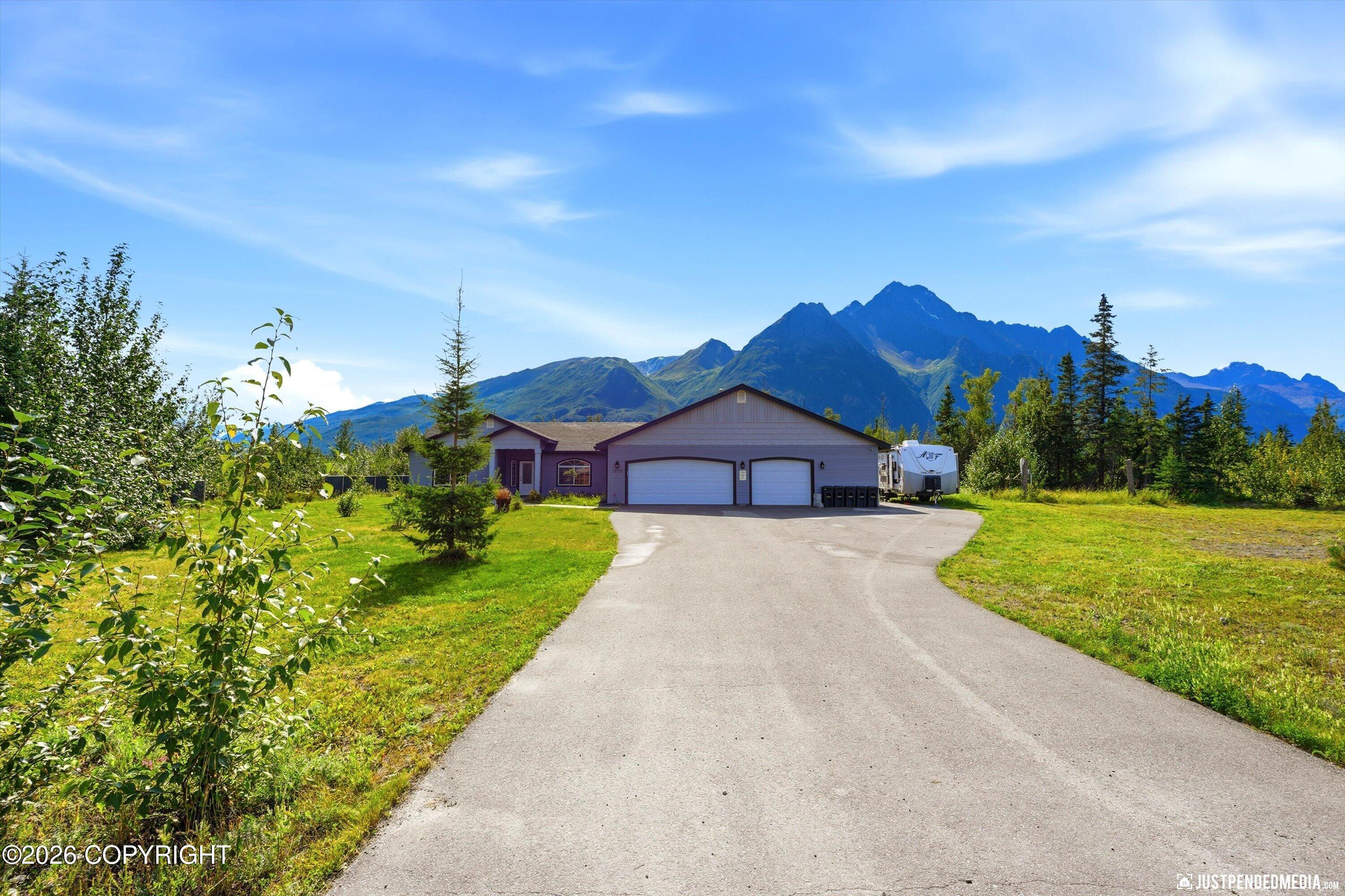 18112 E Pine Needle Way Property Photo 1