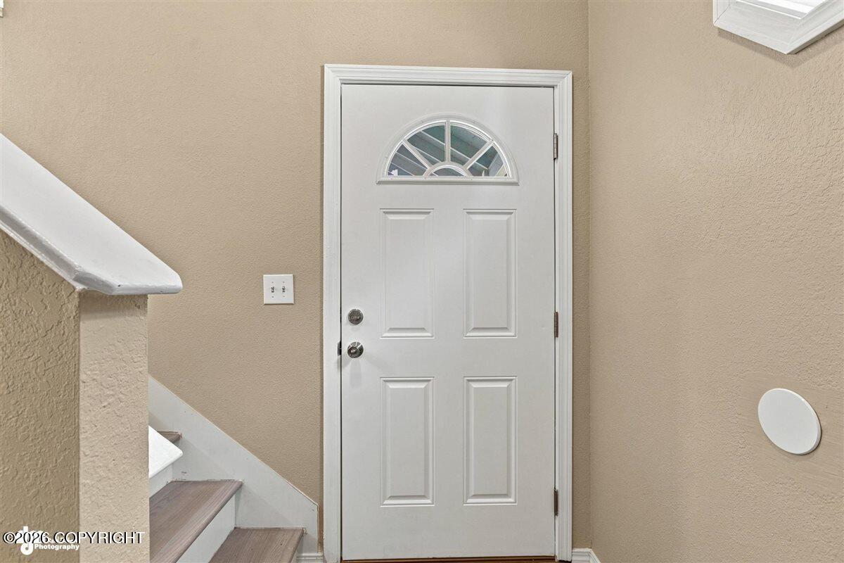 10111 Betula Drive Property Photo 4