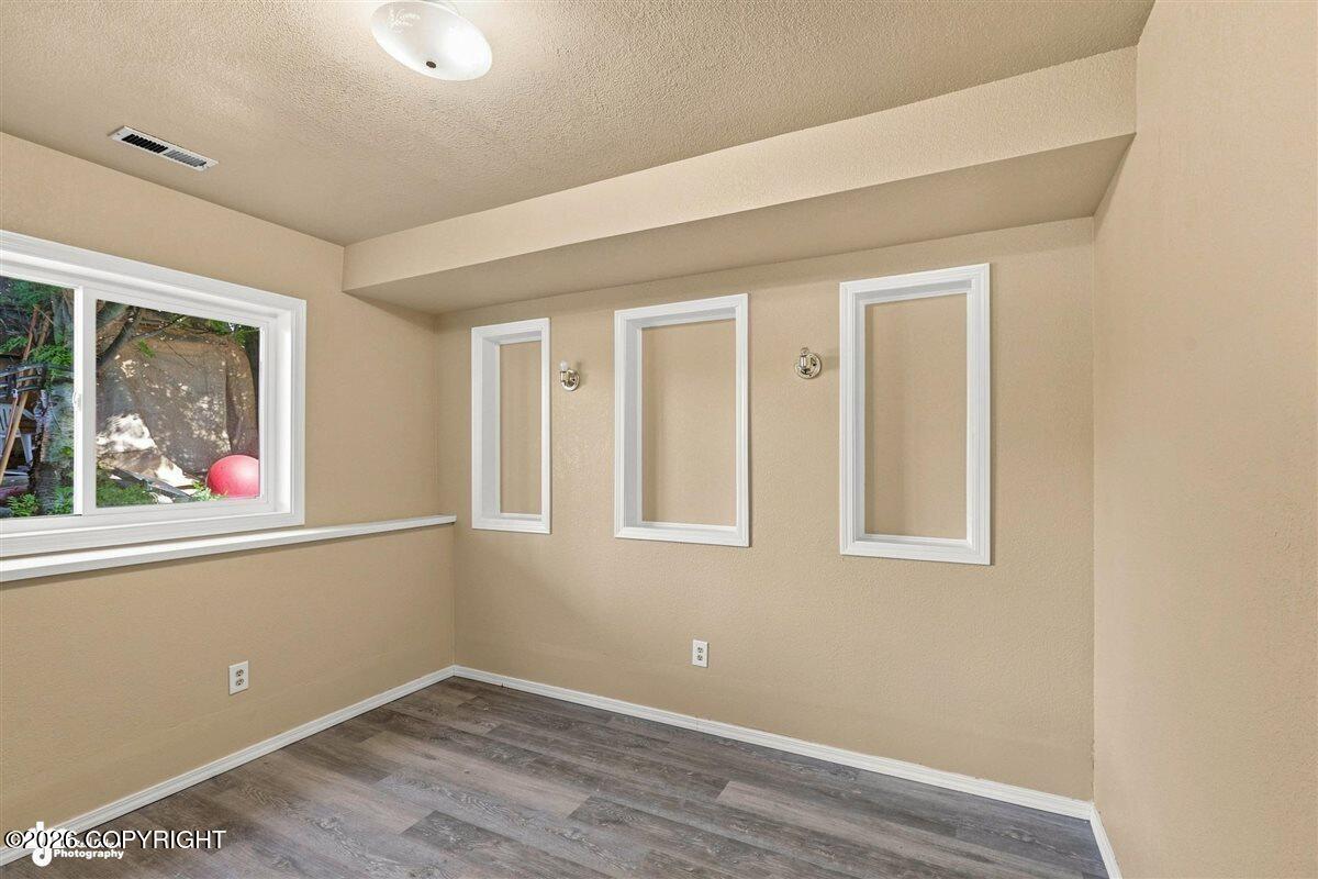 10111 Betula Drive Property Photo 32