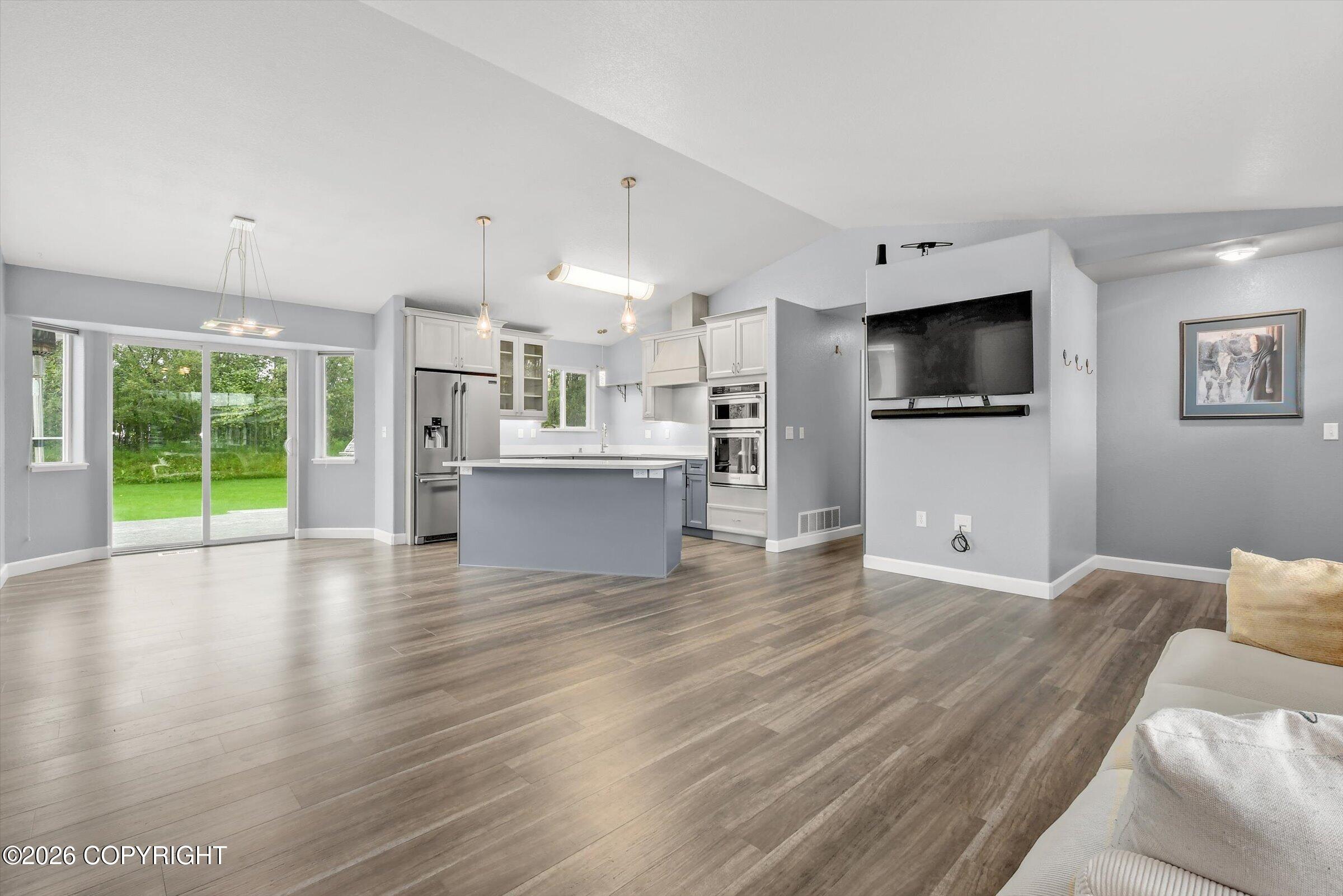 2708 N Azurite Circle Property Photo 3