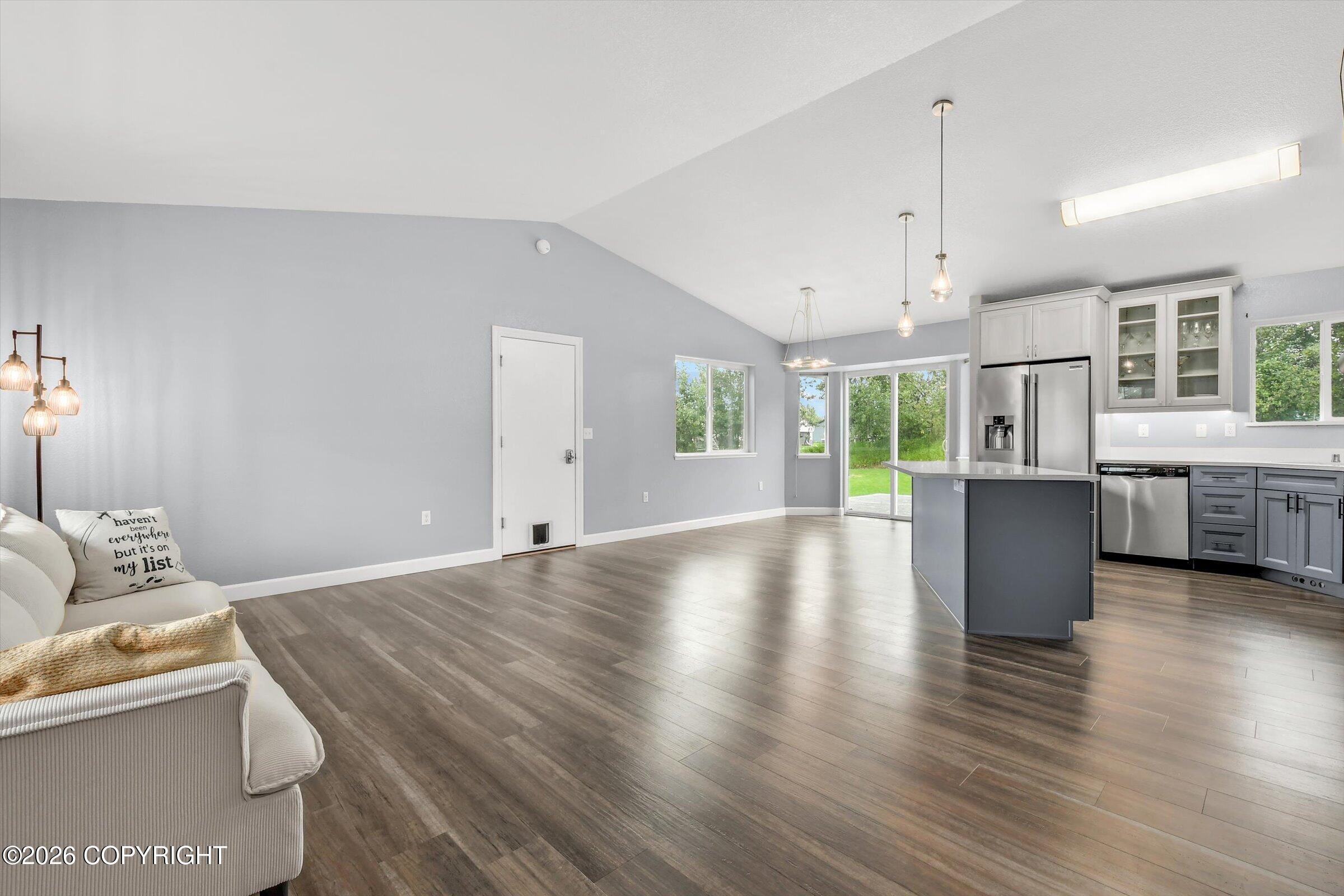 2708 N Azurite Circle Property Photo 9