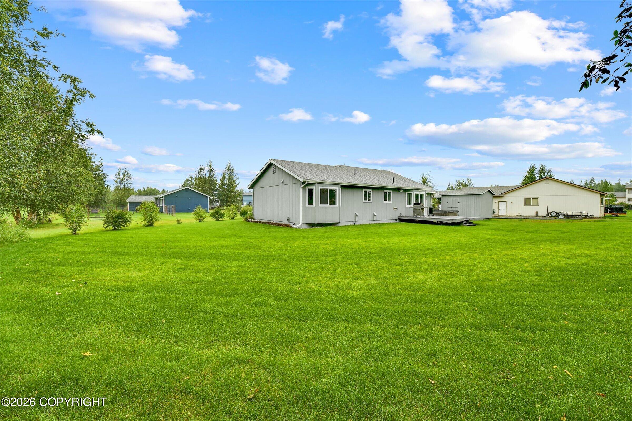 2708 N Azurite Circle Property Photo 21