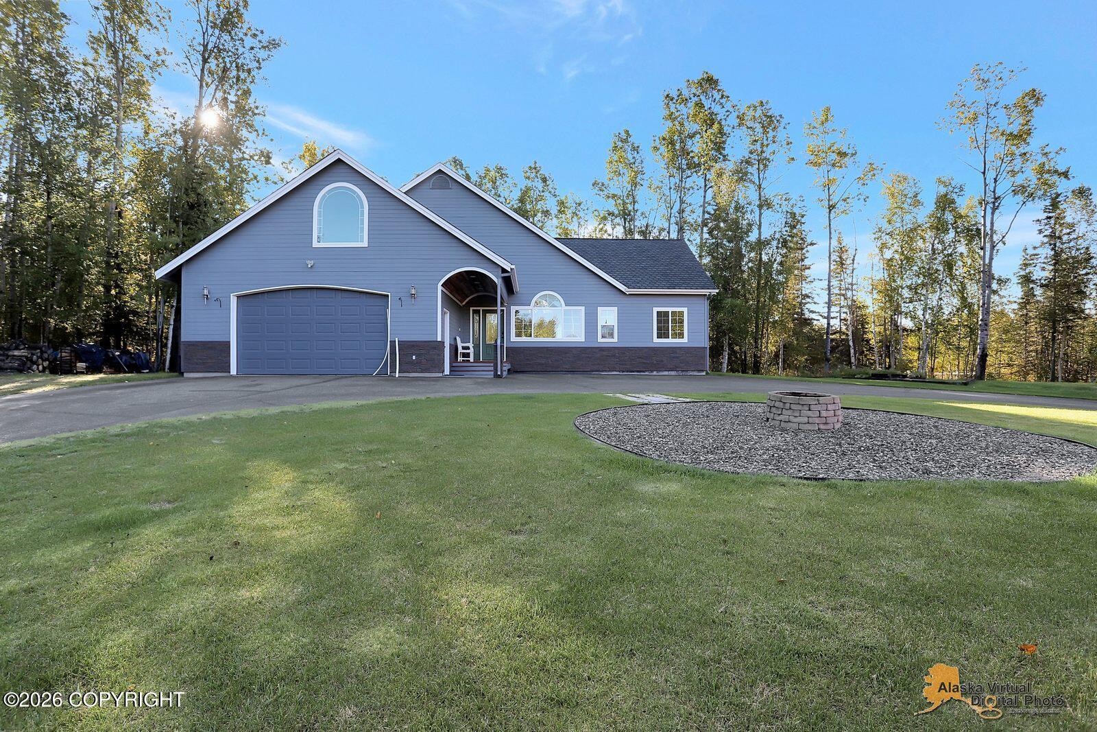 3928 N Inspiration Loop Property Photo 1