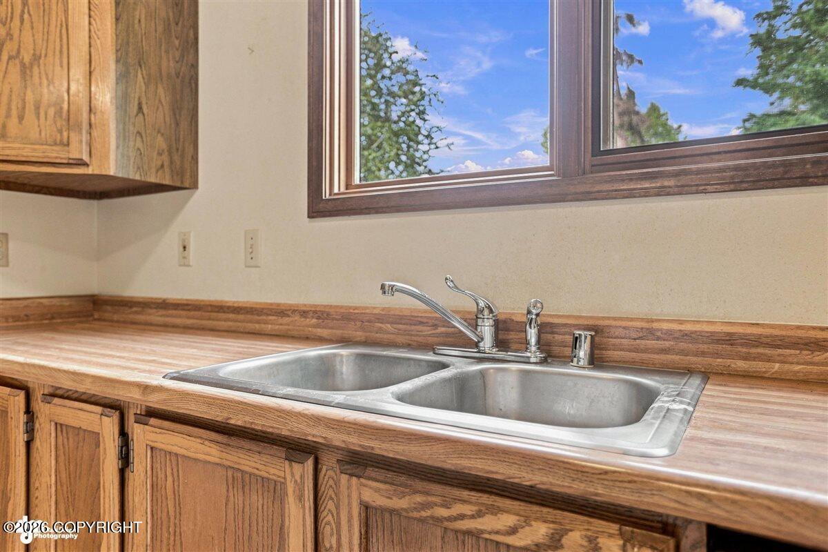 9759 Reliance Drive Property Photo 13