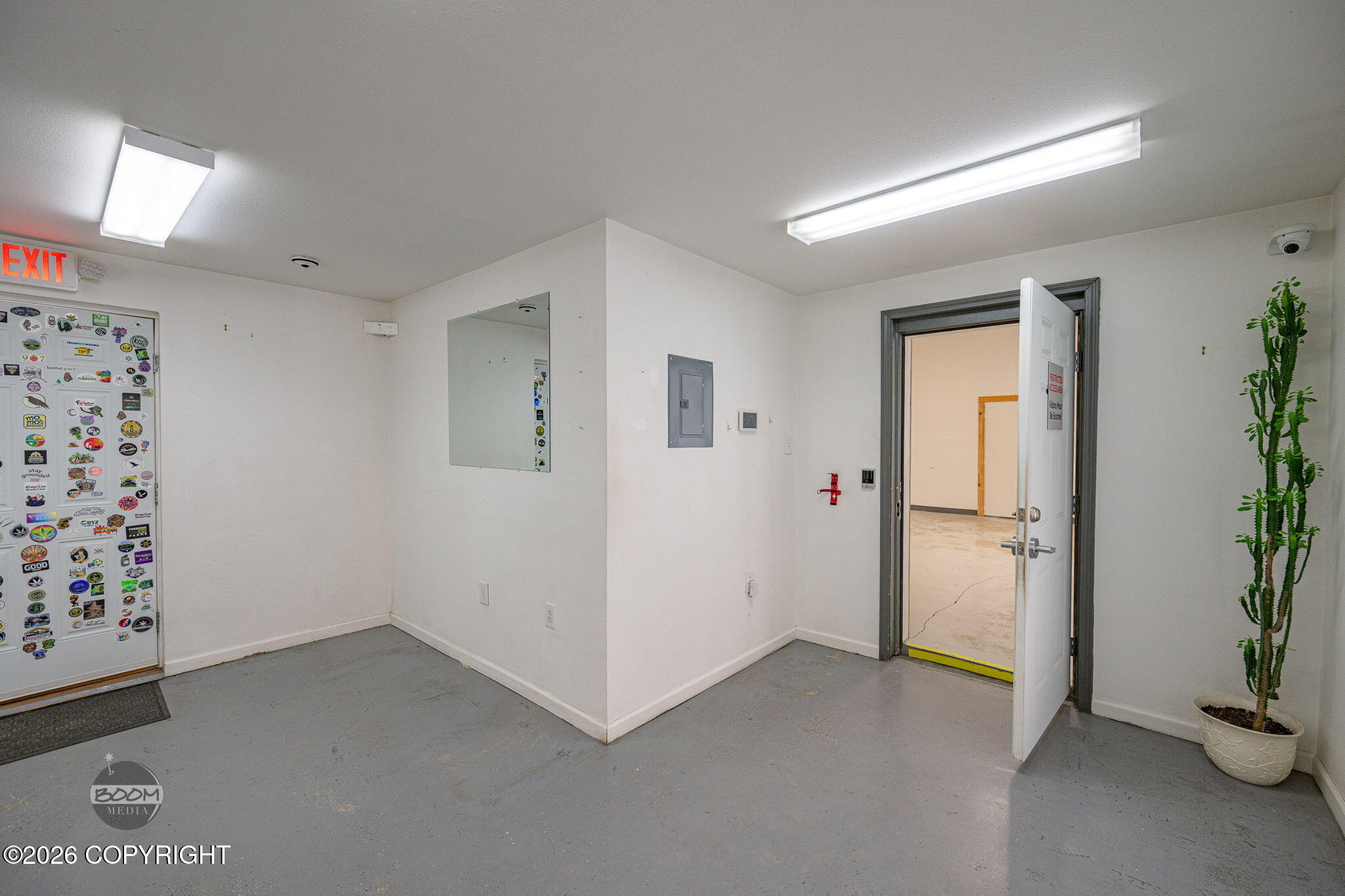 5320 W Parks Highway Property Photo 11