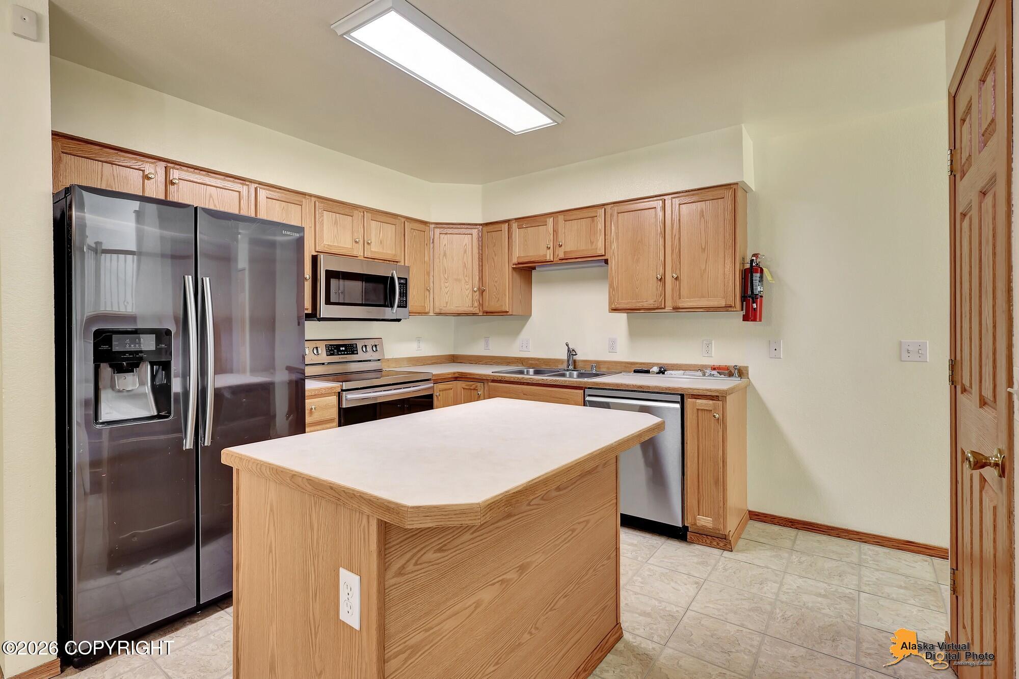 8393 Duben Avenue #4 Property Photo 12