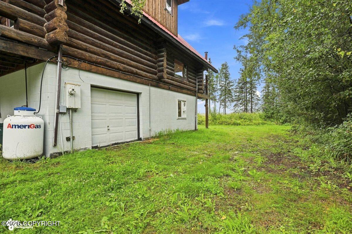 8992 S River Drive Property Photo 11