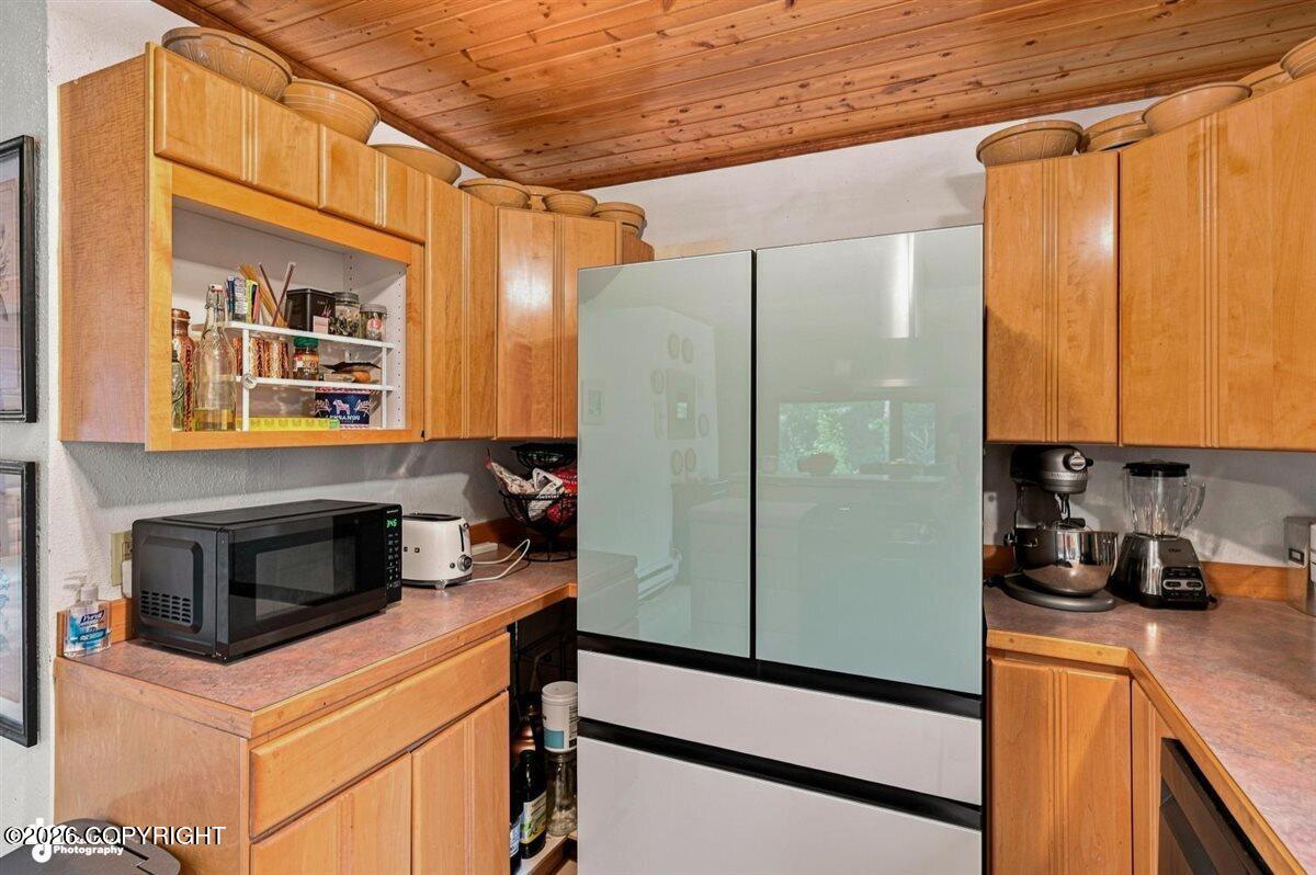 8992 S River Drive Property Photo 29