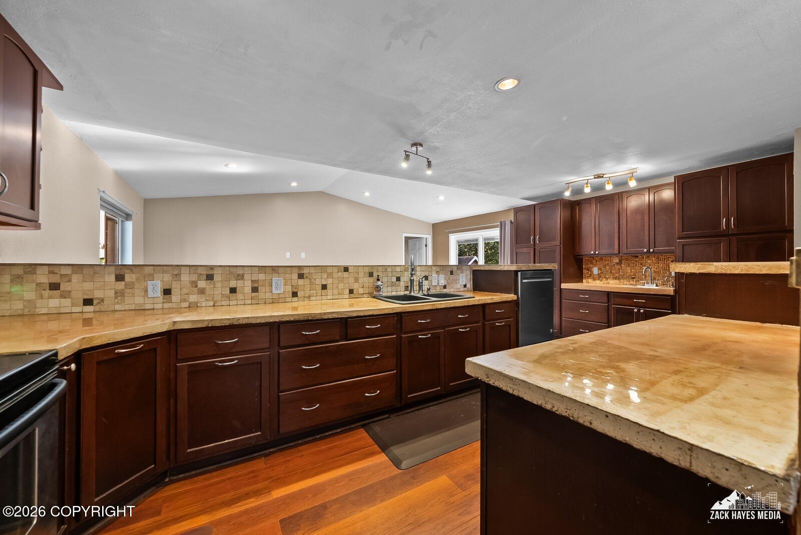 3113 Campbell Airstrip Road Property Photo 17