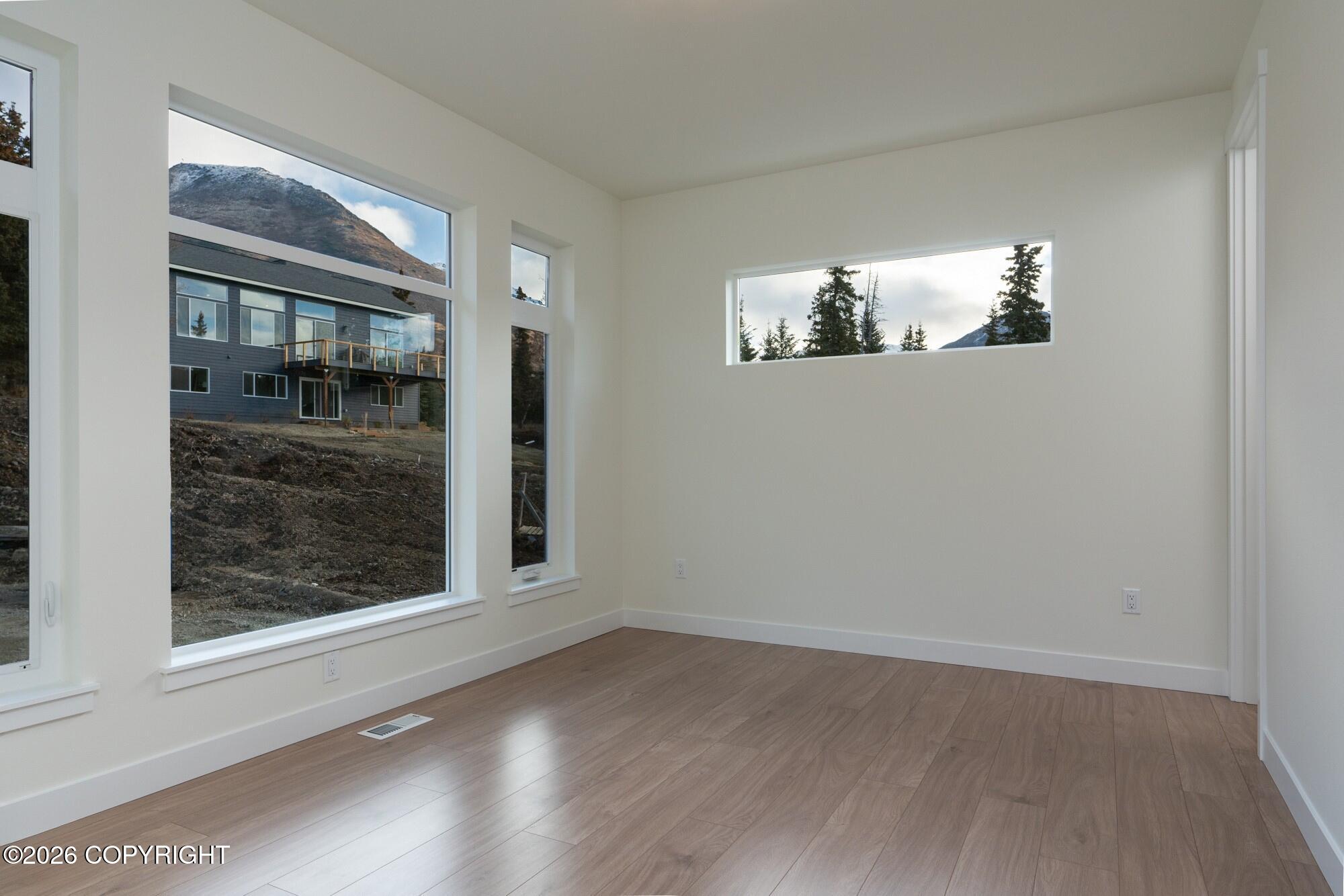 8922 Sasquatch Circle Property Photo 21
