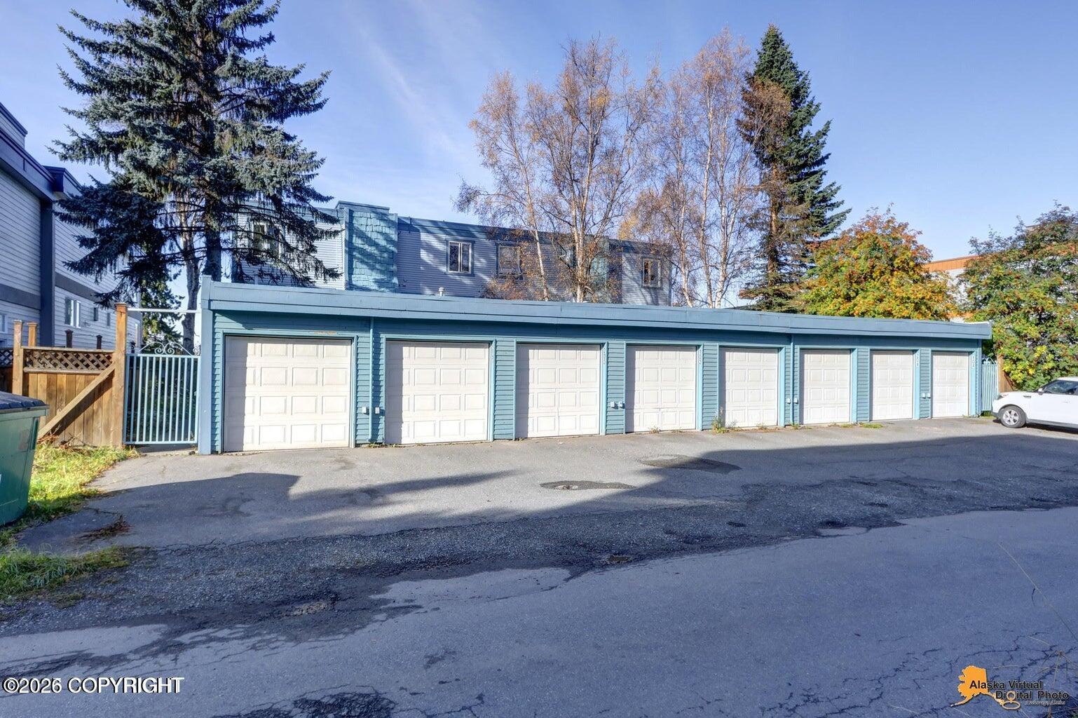 629 O Street #204 Property Photo 4