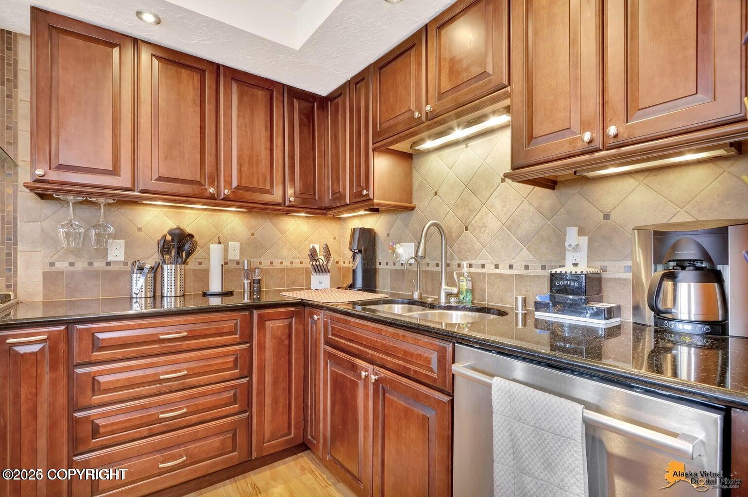 629 O Street #204 Property Photo 18