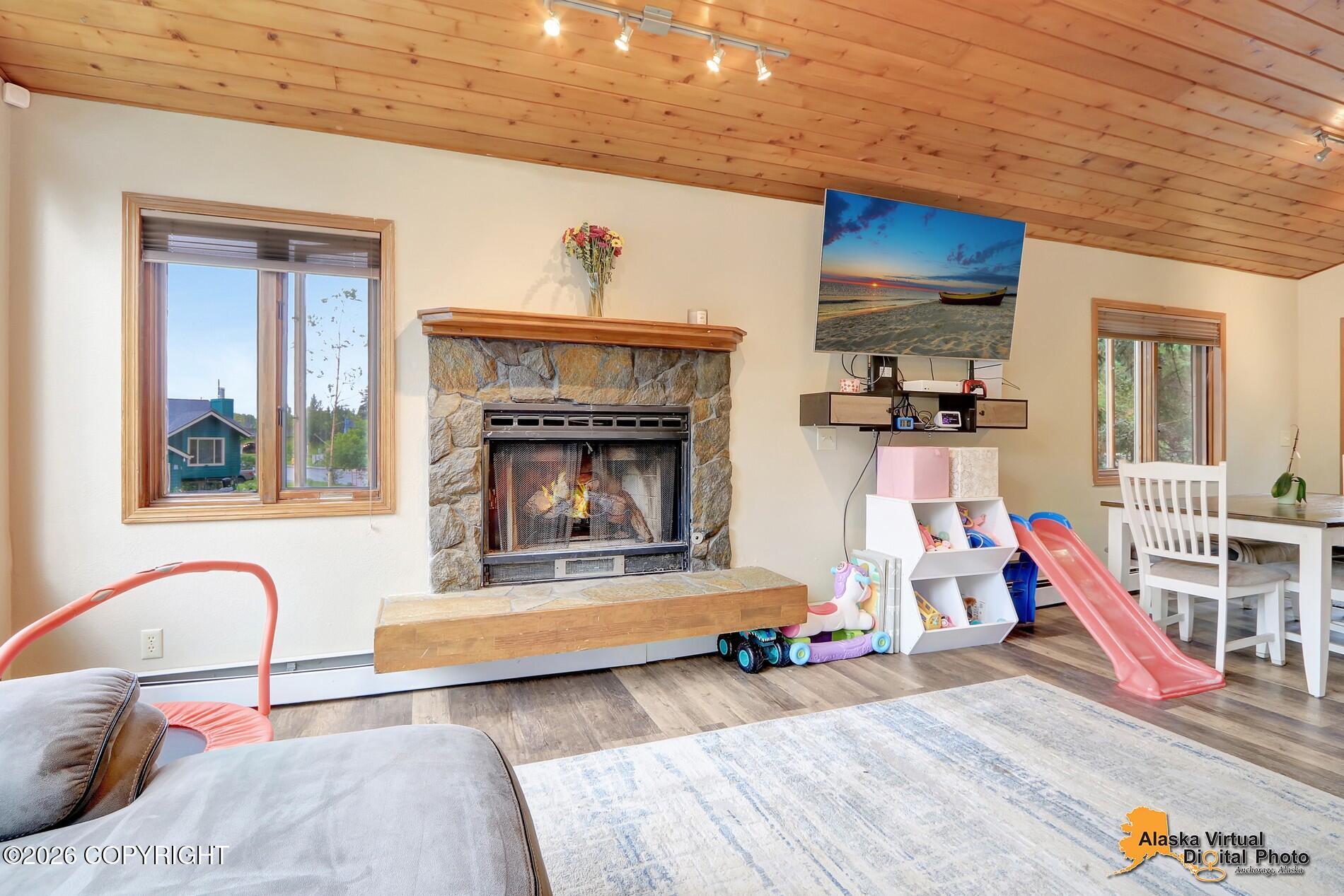 18607 Little Cape Circle Property Photo 8