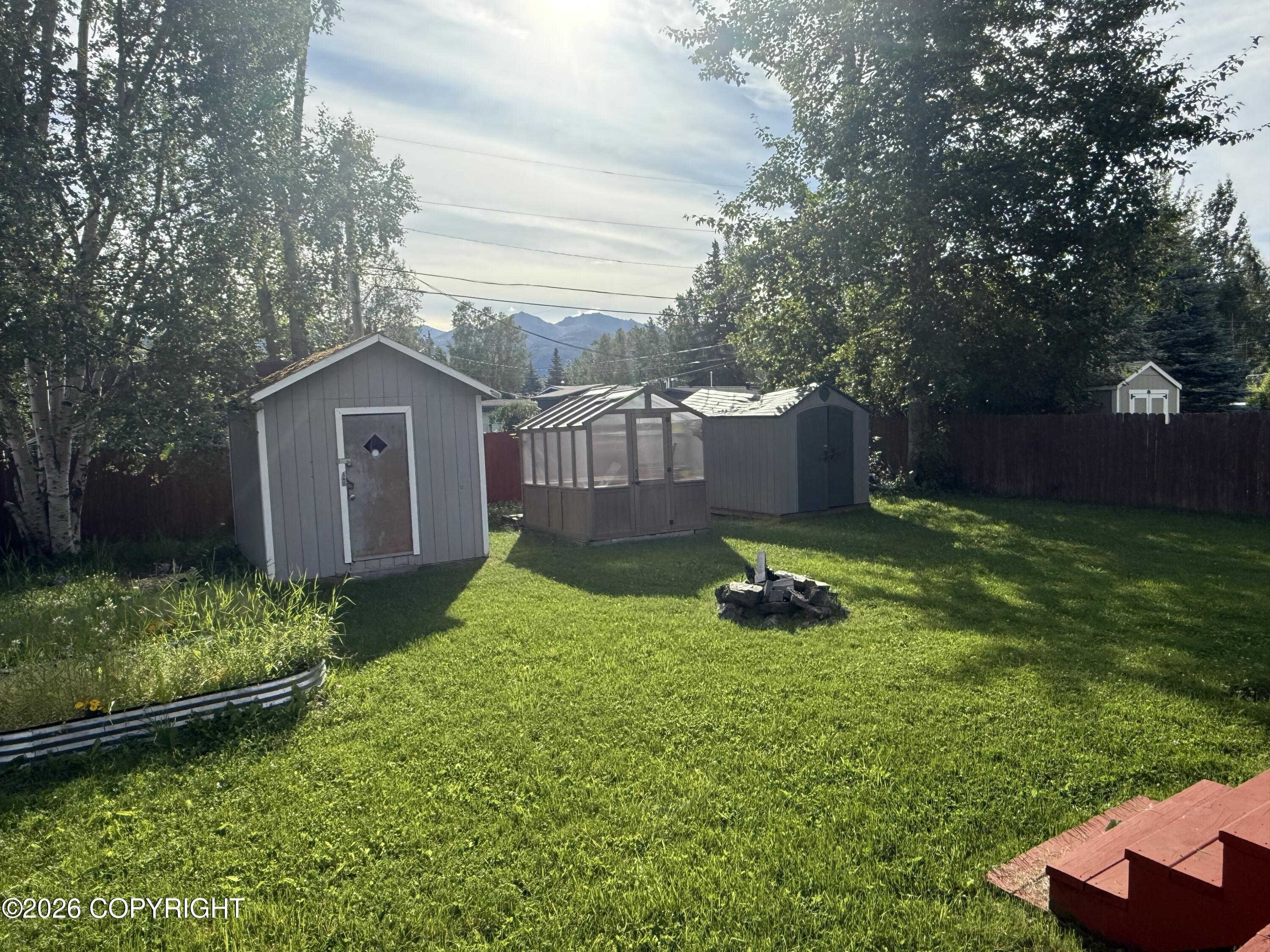 1571 Beaver Place Property Photo 4