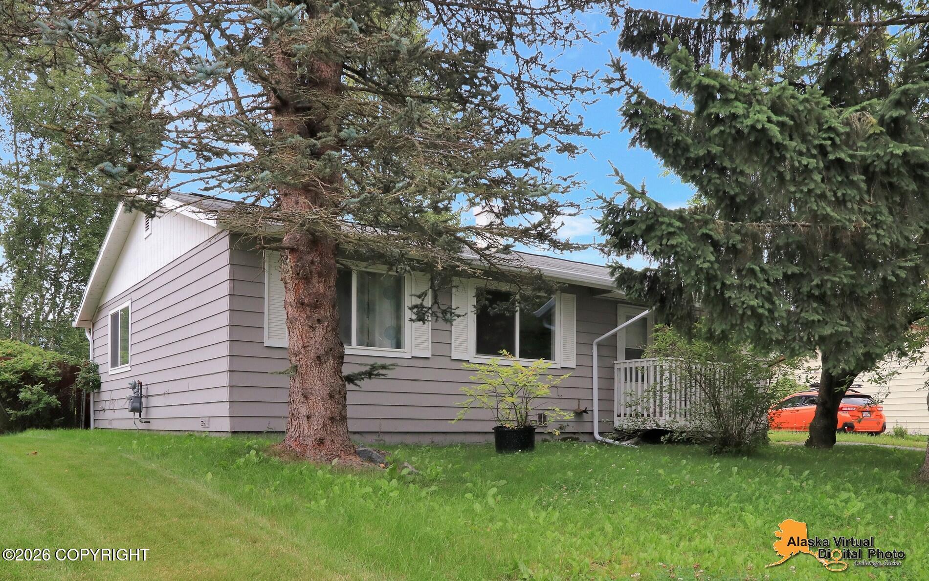 1571 Beaver Place Property Photo 4