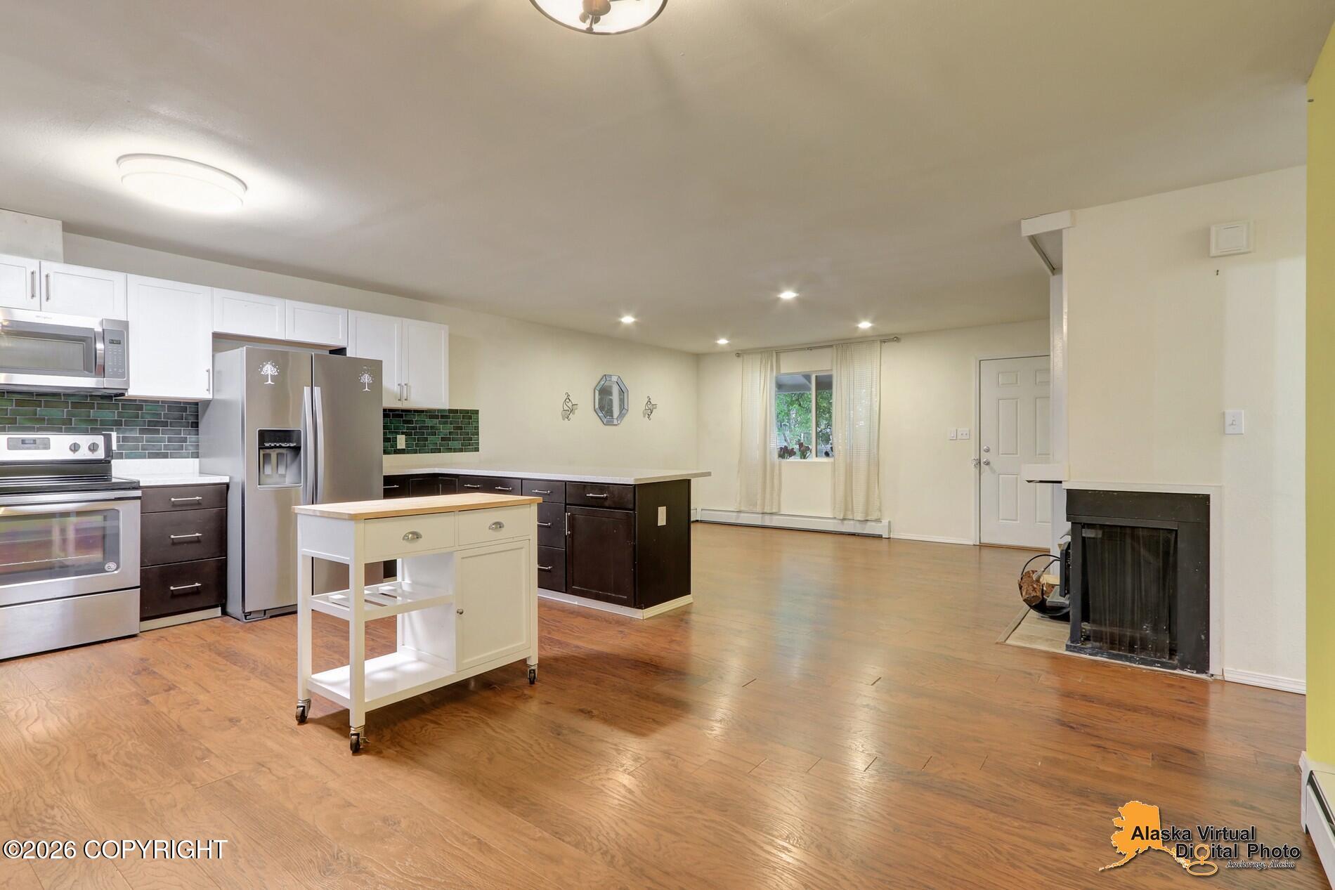 1571 Beaver Place Property Photo 8