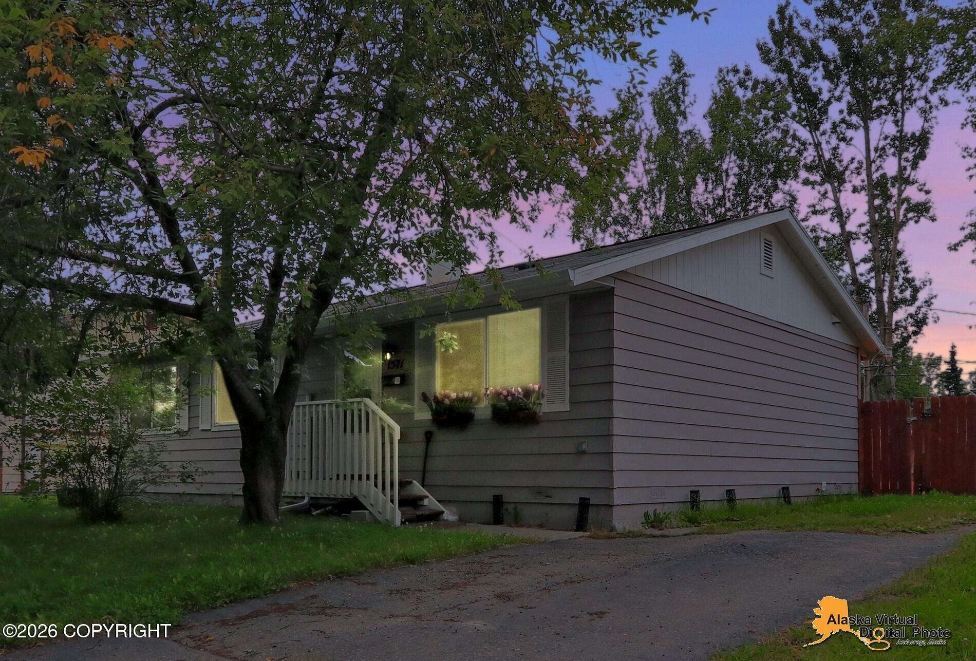 1571 Beaver Place Property Photo 33