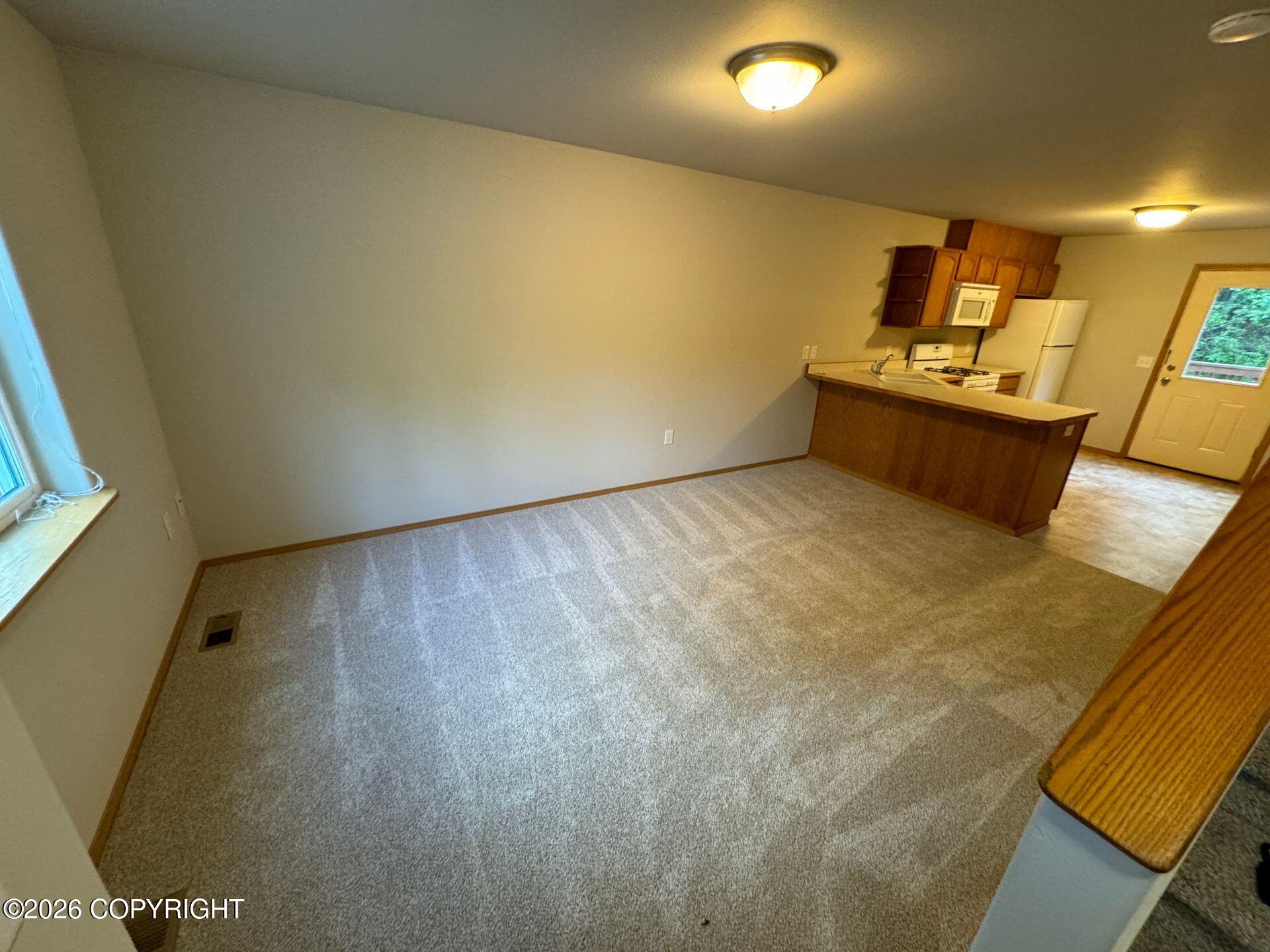 2875 S Donovan Drive #4 Property Photo 2